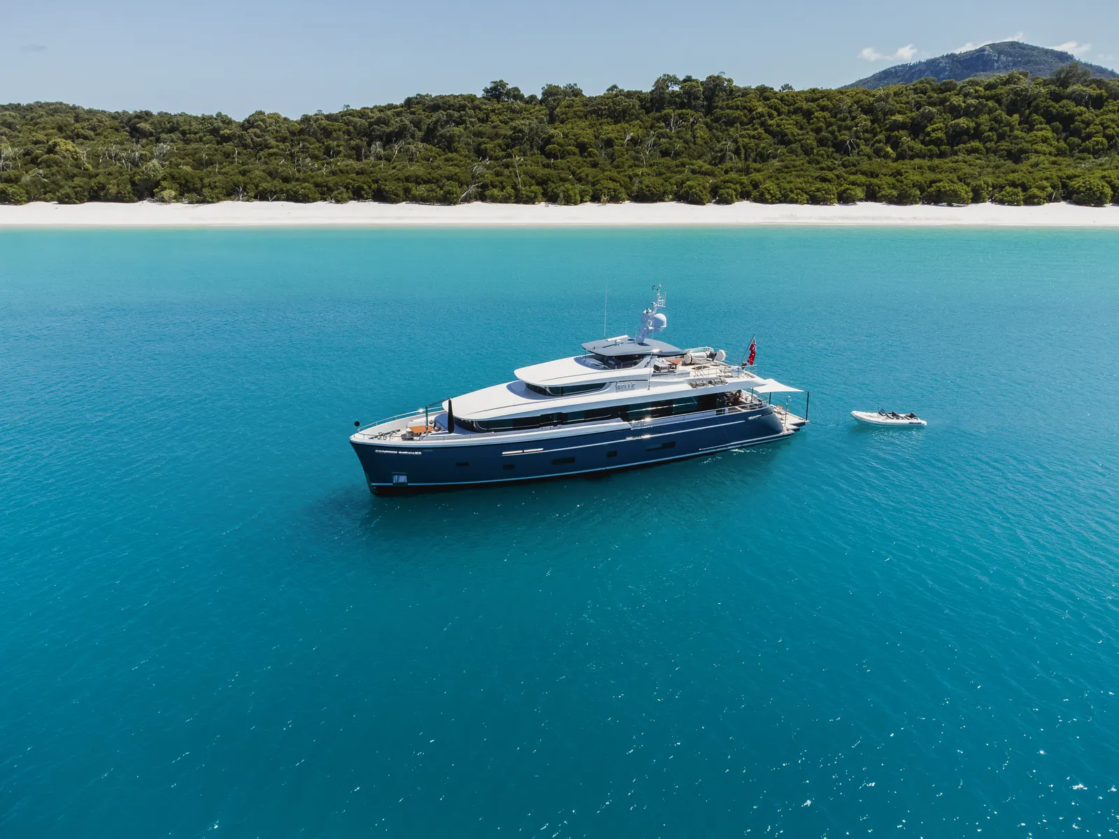 M/Y Belle, Off Whitehaven Beach