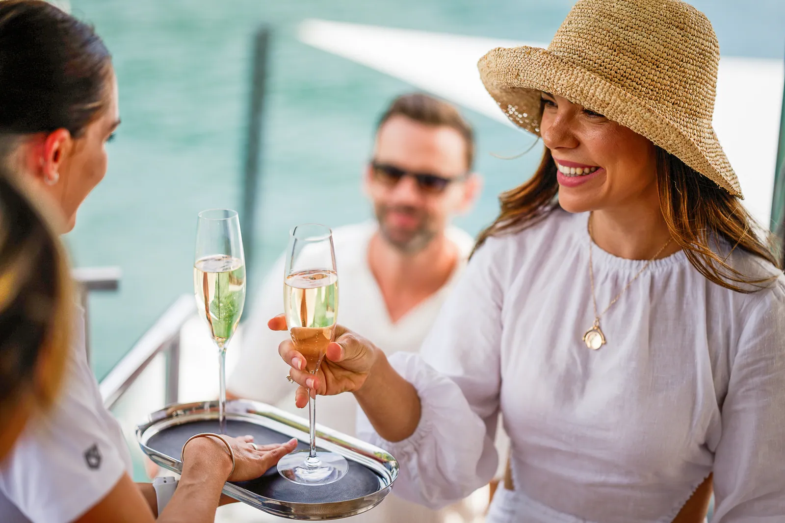 M/Y Belle, Welcome aboard