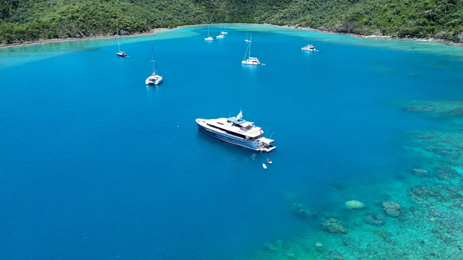 M/Y Belle, Reef anchorage, Whitsundays